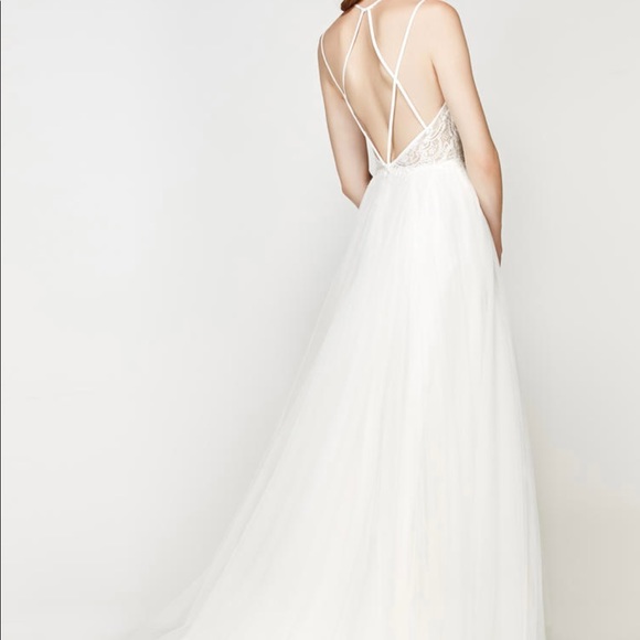 Willowby by Watters Madeira is a whimsical A-line gown! Immaculate condition - Picture 4 of 6